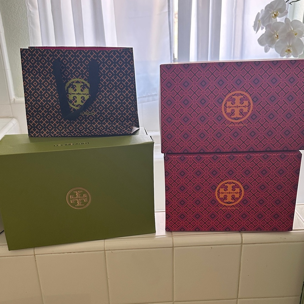 Tory Burch Pink and Green Gift Box Collection